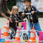 Dziecko na rowerku biegowym Puky LR M